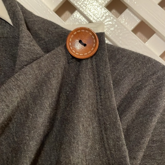 Bobeau classy lightweight crossover wrap charcoal gray roomy fit extra small. - Picture 4 of 7